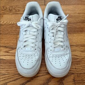 Nike Air Force 1 White Leather Shoes Women’s 7.5